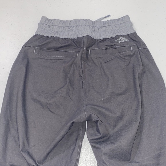 The North Face Women’s Gray Lightweight Jogger Style Winter Pants Size XS - Picture 10 of 12
